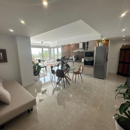 Penthouse Puerta De Pedregalejo Apartment Málaga Exterior foto