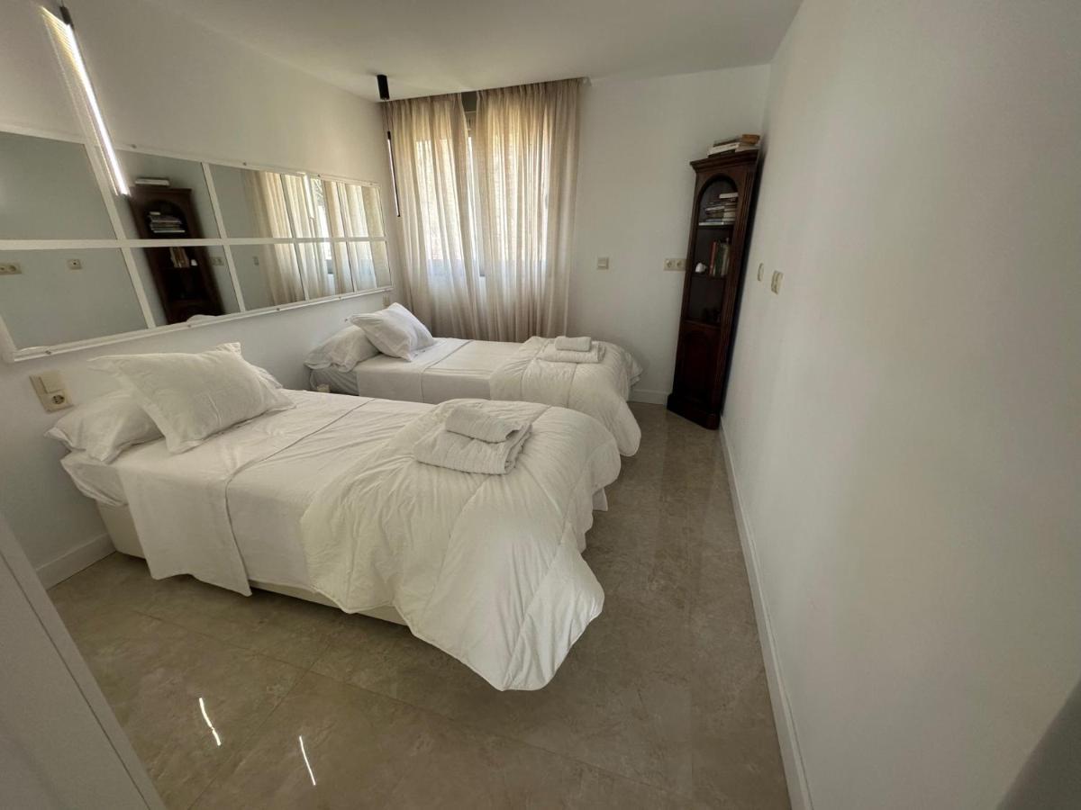 Penthouse Puerta De Pedregalejo Apartment Málaga Exterior foto